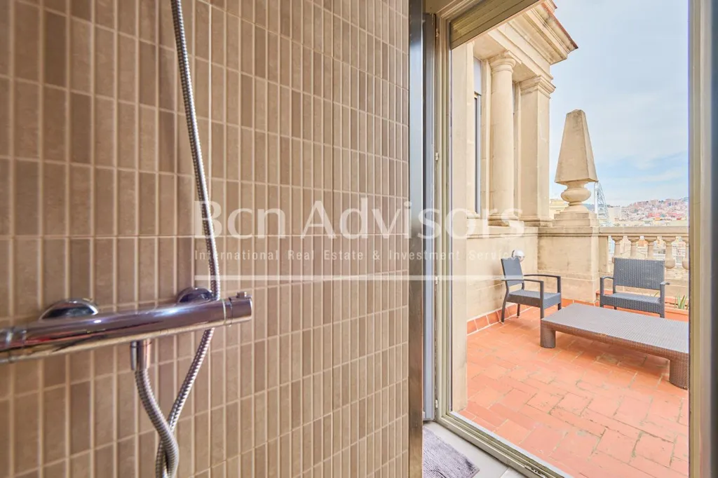Rõdu - Penthouse with Rooftop Pool in Dreta de l'Eixample, Barcelona