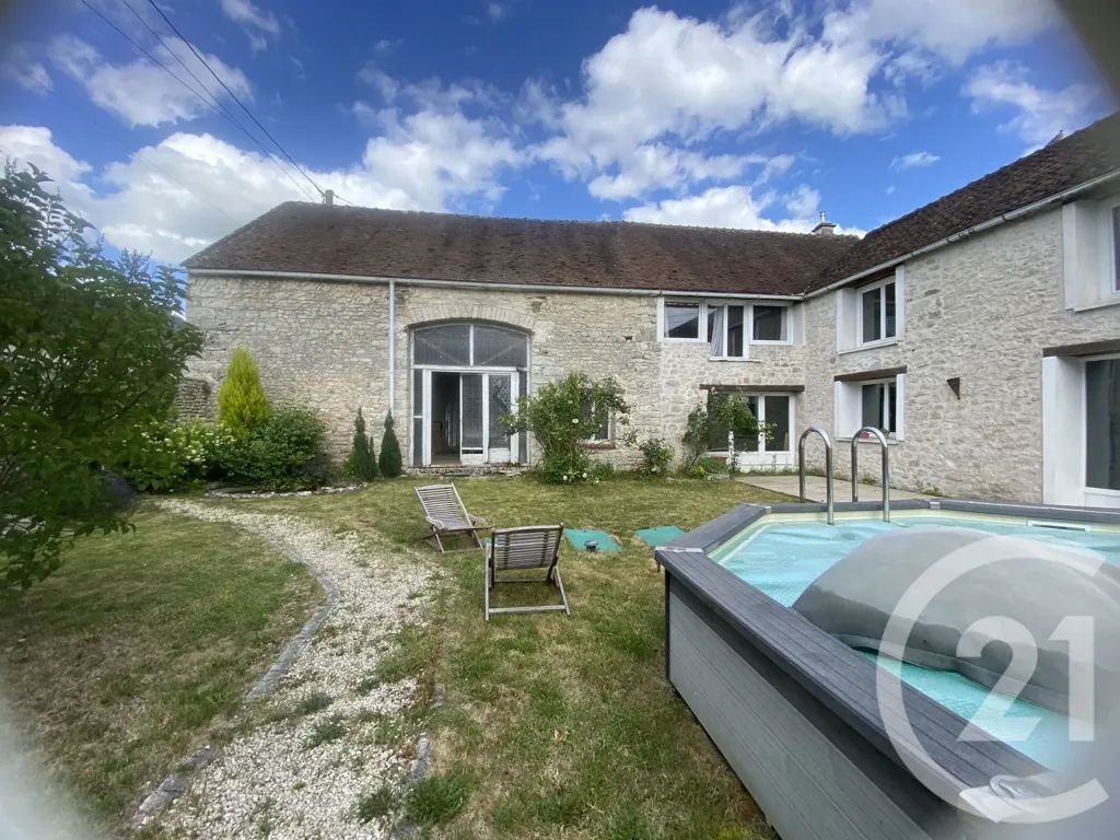Giardino - Renovated House with Pool in Bougligny