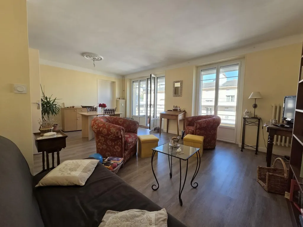 Soggiorno - Bright Apartment with Balcony in Rodez