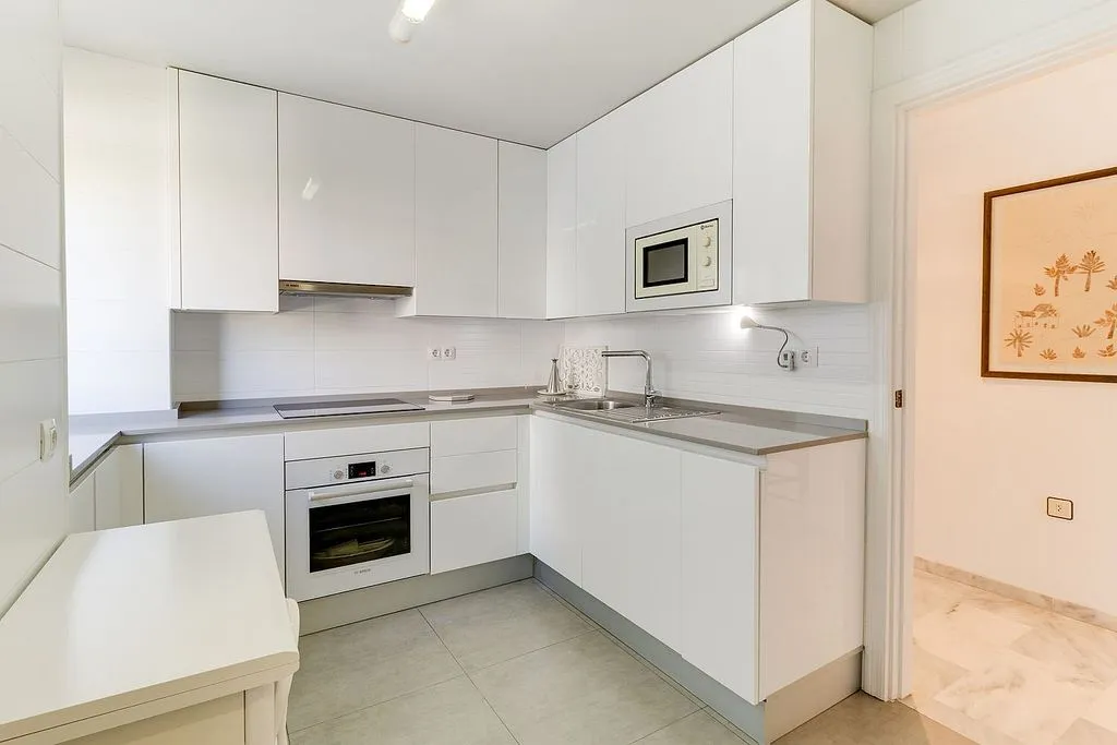 Cuisine - T2 Apartment with Pool in Atalaya, Estepona