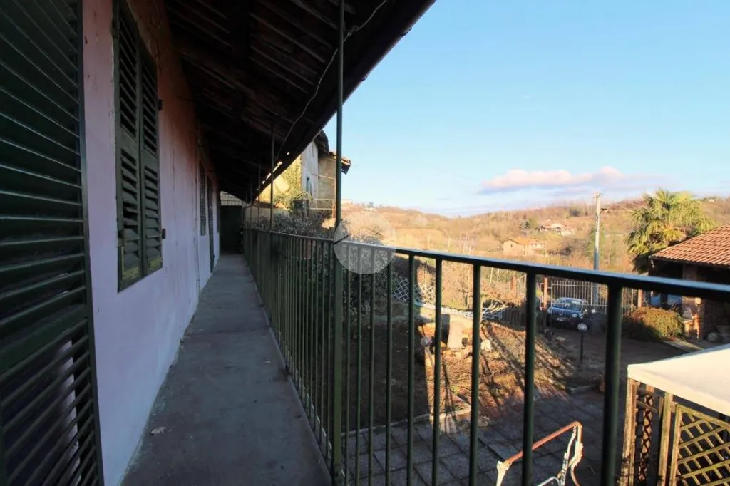 Balcon - Semi-Detached House with Panoramic View in Sommariva Perno