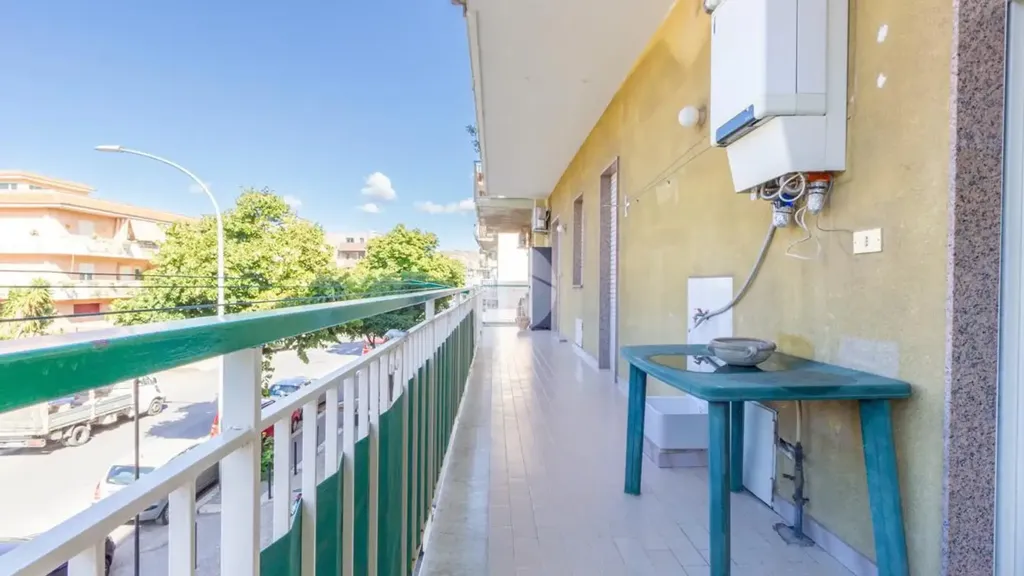 Balcon - First-Floor Flat with Balcony in Villabate