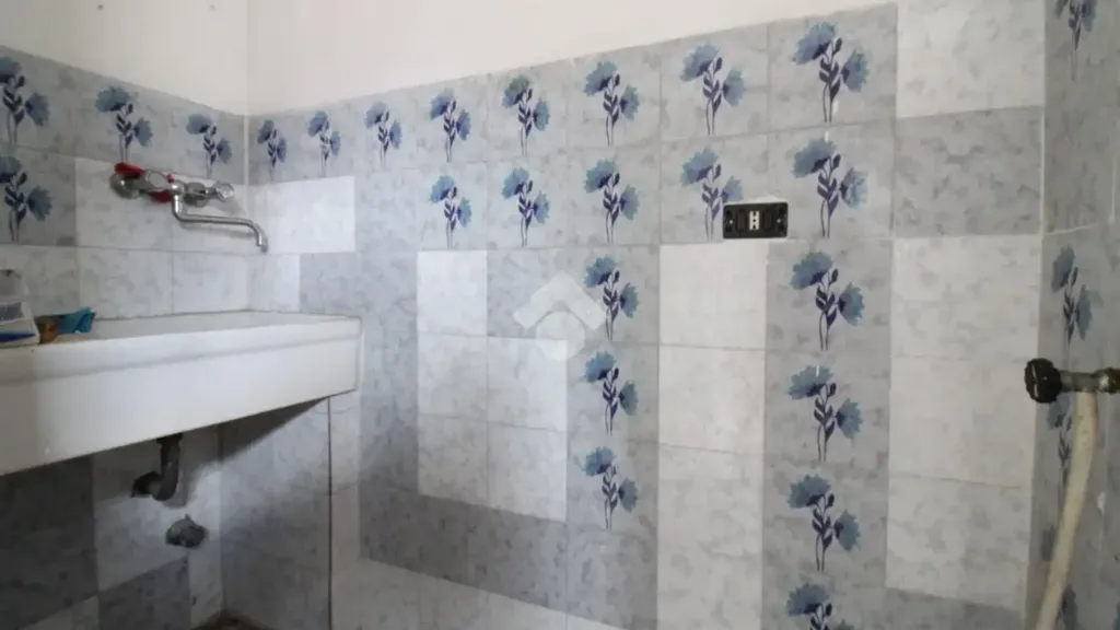 Salles de bain - Independent House with Garden in Campobasso