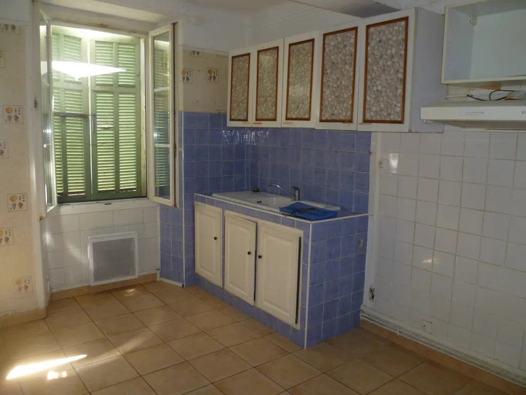 Kitchen - T3 Apartment with Balcony in Le Muy Centre