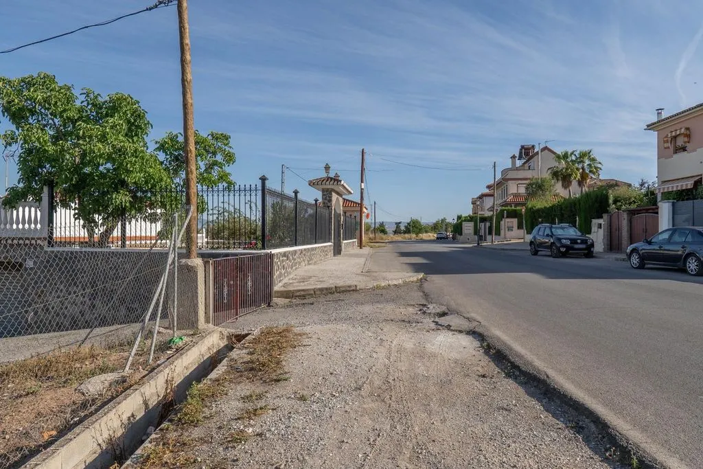 Välivaade - Buildable Land with Granada Views in Albolote