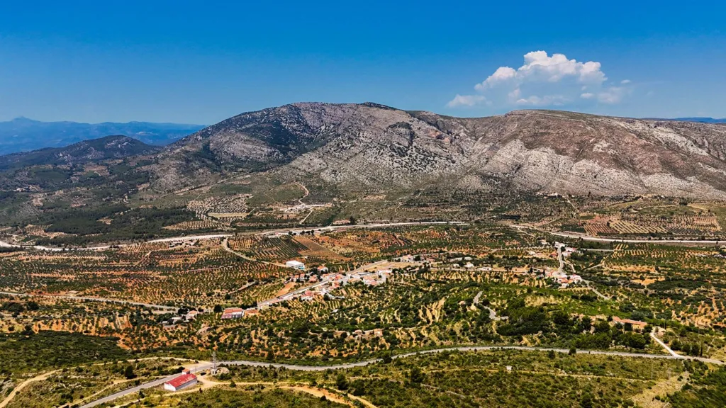 Eco-Resort Platform with DIC in Sierra Engarcerán