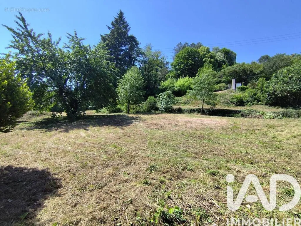 Aed - Buildable Plot with Peaceful Setting in Le Vigan