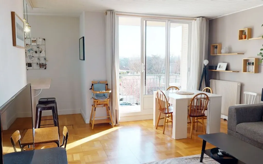 Elutuba - Meubled Apartment with Balcony in Lyon 5