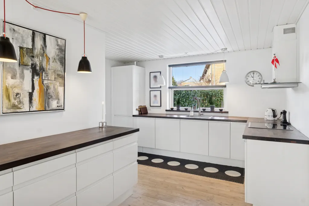 Cuisine - Villa with Øresund View in Ålsgårde