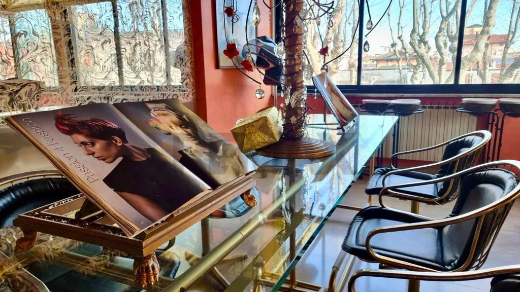 Bureau - Commercial Space with Ascender in Bellaria-Igea Marina