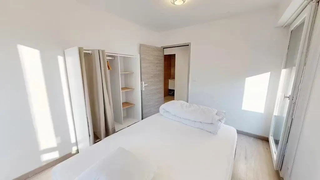 Chambres - Appartement Meublé à Annemasse