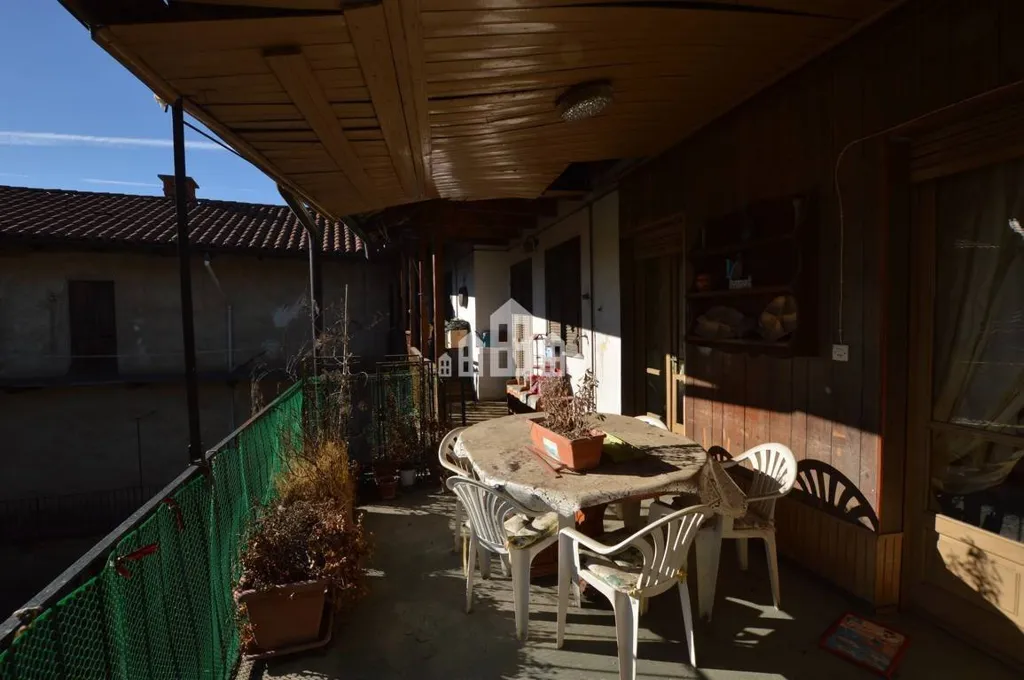 Balcon - Historic Building with Central Location in Rivara