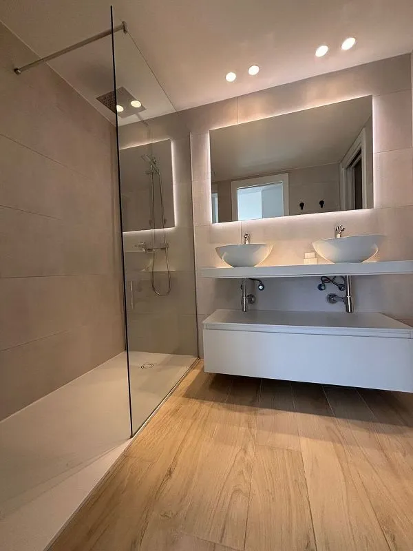 Salles de bain - Luxury Apartment with Pool in La Moraleja