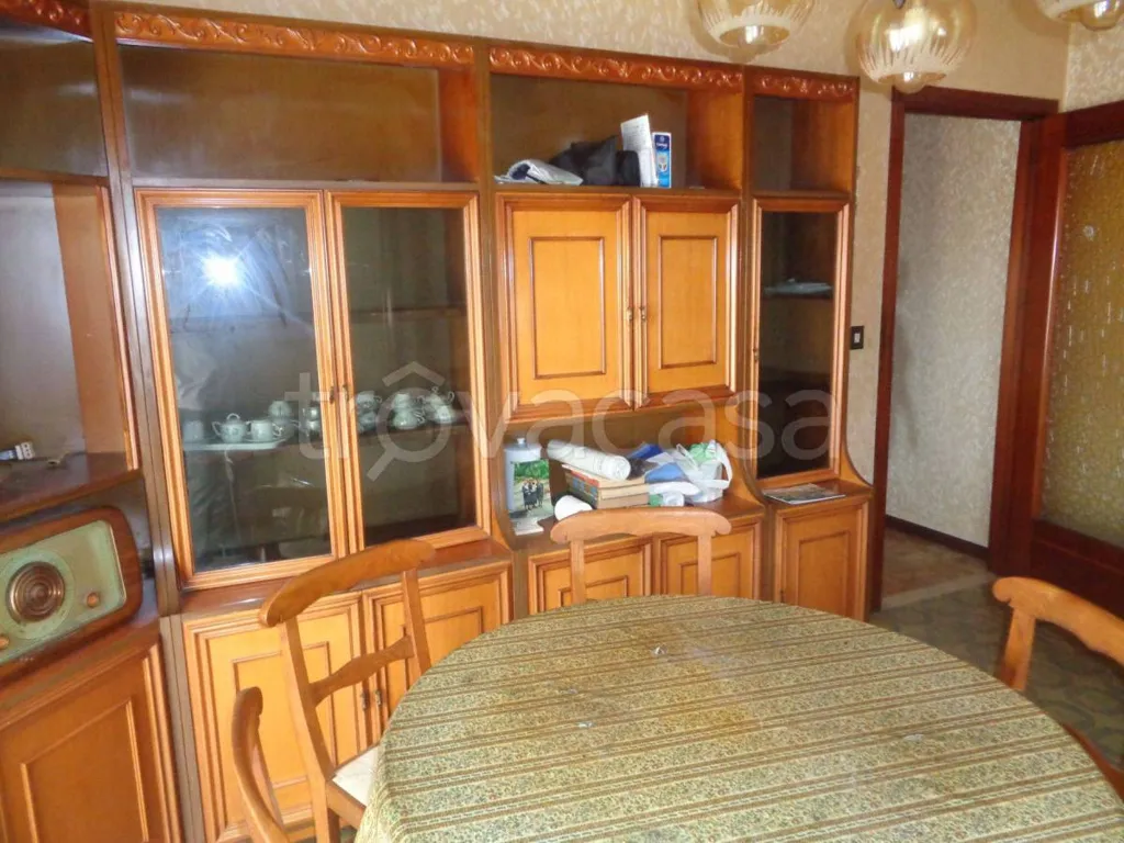 Söögituba - Apartment with Balcony in Cuneo
