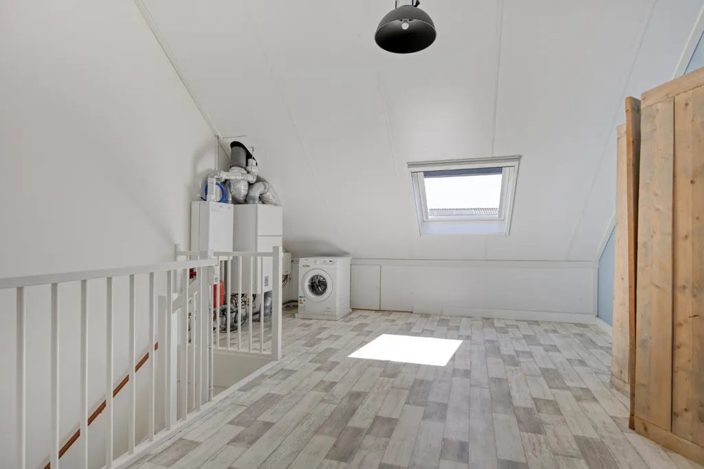 Toad - Modern Bungalow with Solar Panels in Someren