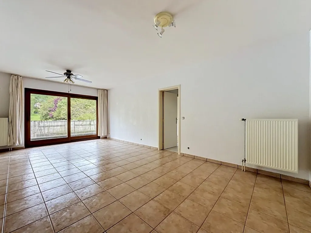 Séjour - Appartement 2 Chambres avec Terrasse à Bierges