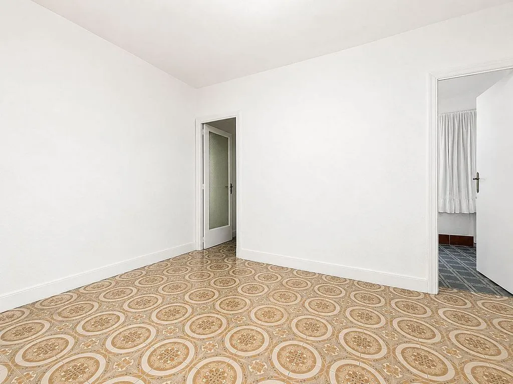 Pièces - Apartment with Balcony in Sant Adrià de Besos