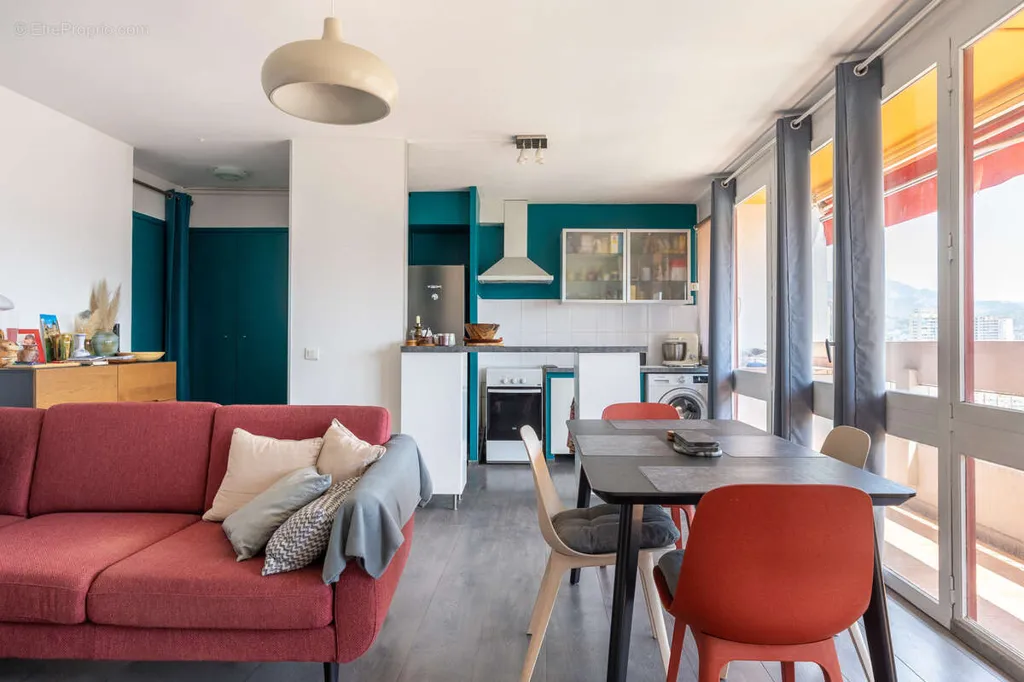 Soggiorno - Duplex with South View in Saint-Giniez