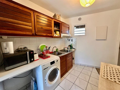 Buanderie - Appartement T1 avec Balcon au Centre de St Gilles
