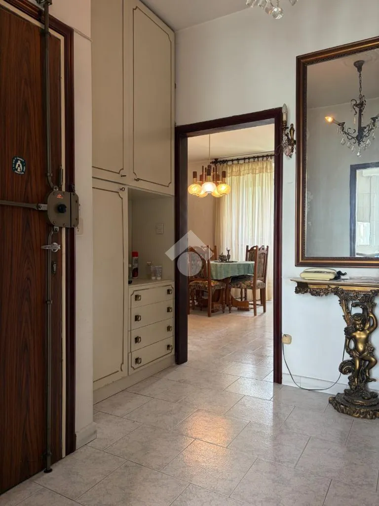 Ingresso - Renovated 2-Bedroom in Gallaratese, Milan