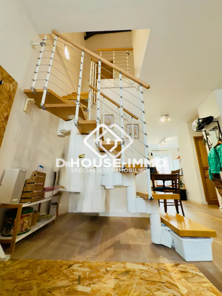 Pièces - Duplex Lumineux avec 4 Chambres près du Centre de Périgueux