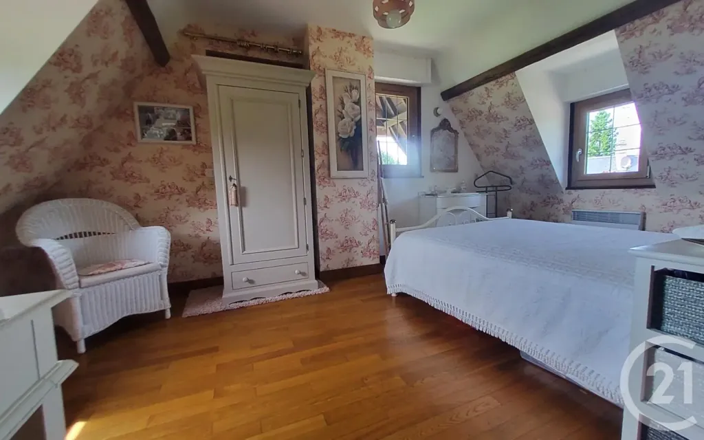 6-room house in Pont-l'Évêque