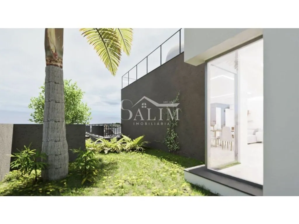 Luxury Villa with Pool in Sao Martinho, Madeira
