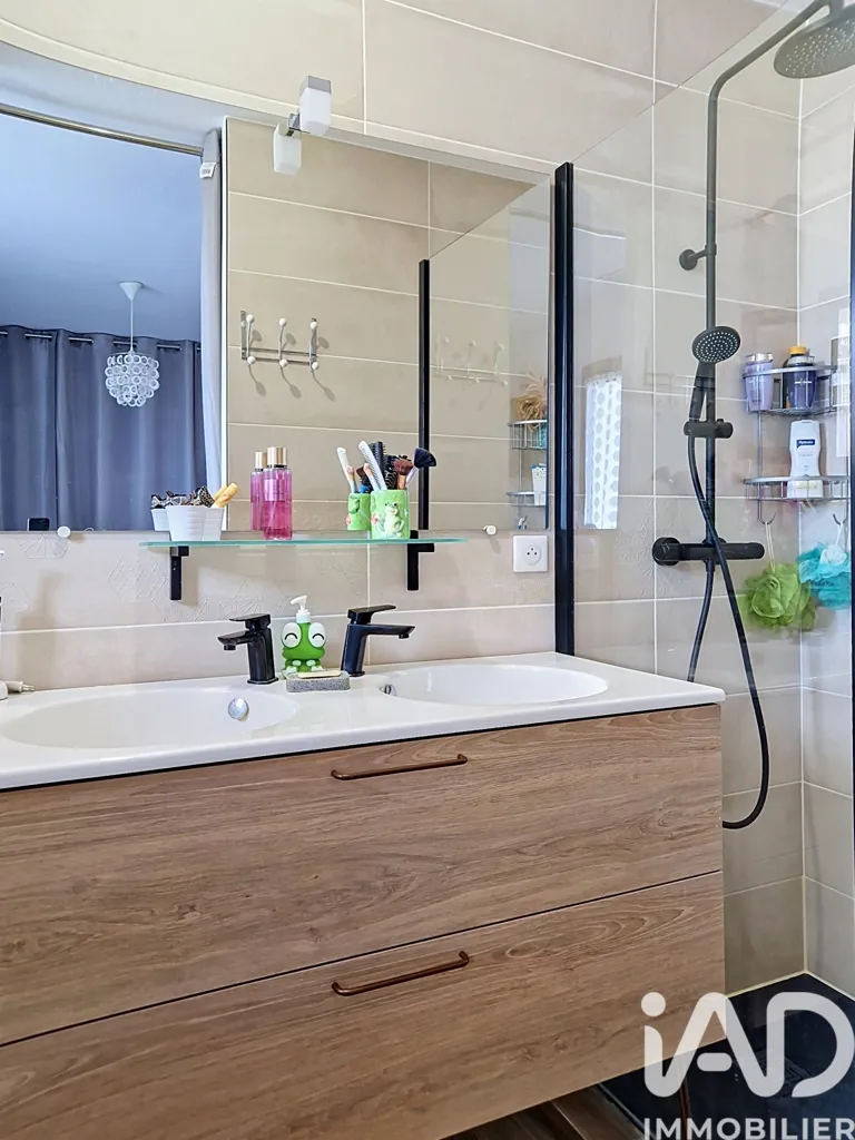 Bagni - Modern House with Jacuzzi Garden in Roujan