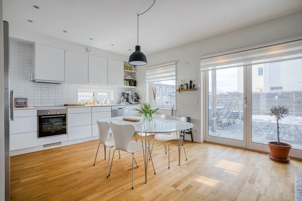 Cuisine - Townhouse with Garden in Österskär