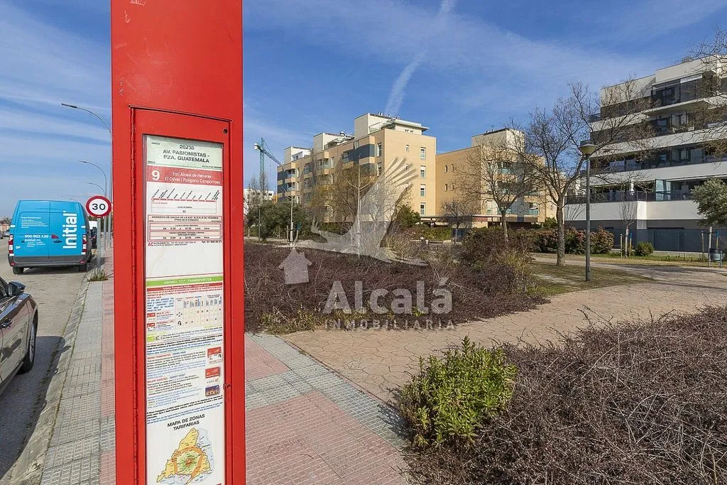Apartment with Pool in El Olivar, Alcalá de Henares