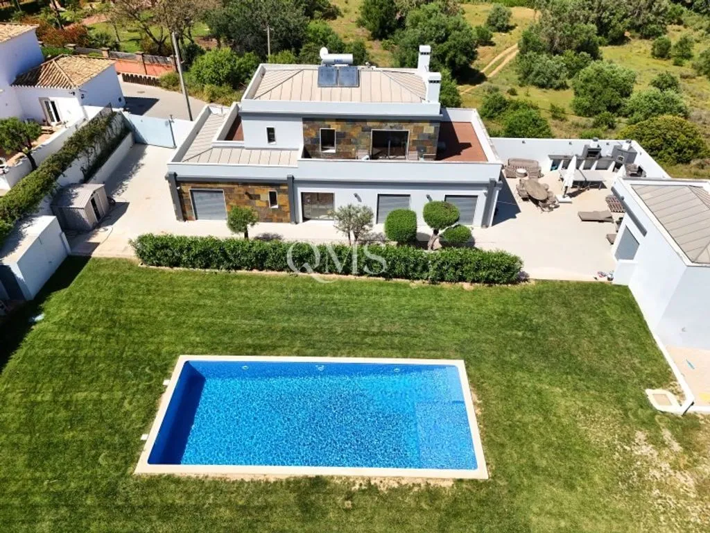 pool_area