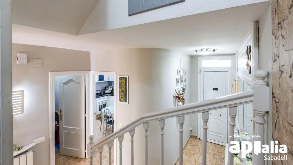 Pièces - Luxury Villa with Garden in Terrassa