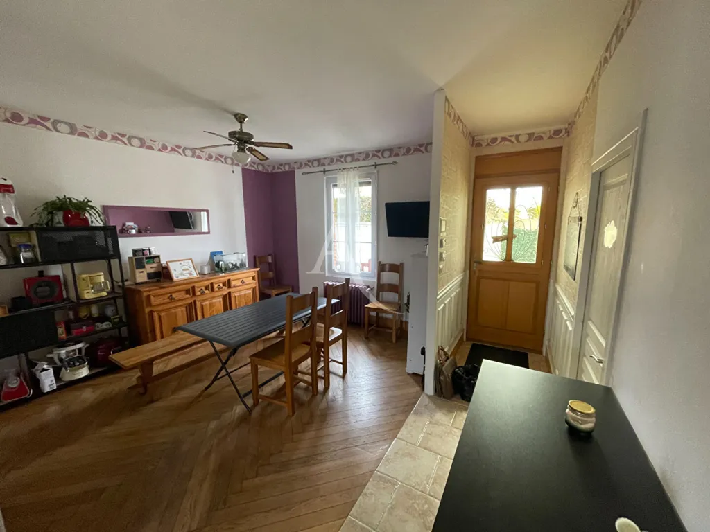 Salle à manger - Maison avec Studio Indépendant et Jardin