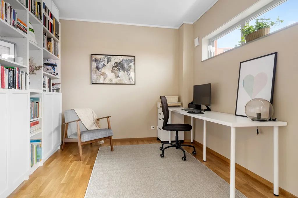 Kabinet - Duplex with Balcony in Viby Äng, Bålsta