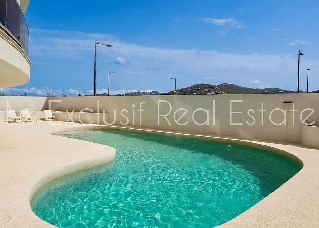 Piscina - Apartment with Pool in Marina Botafoch, Ibiza