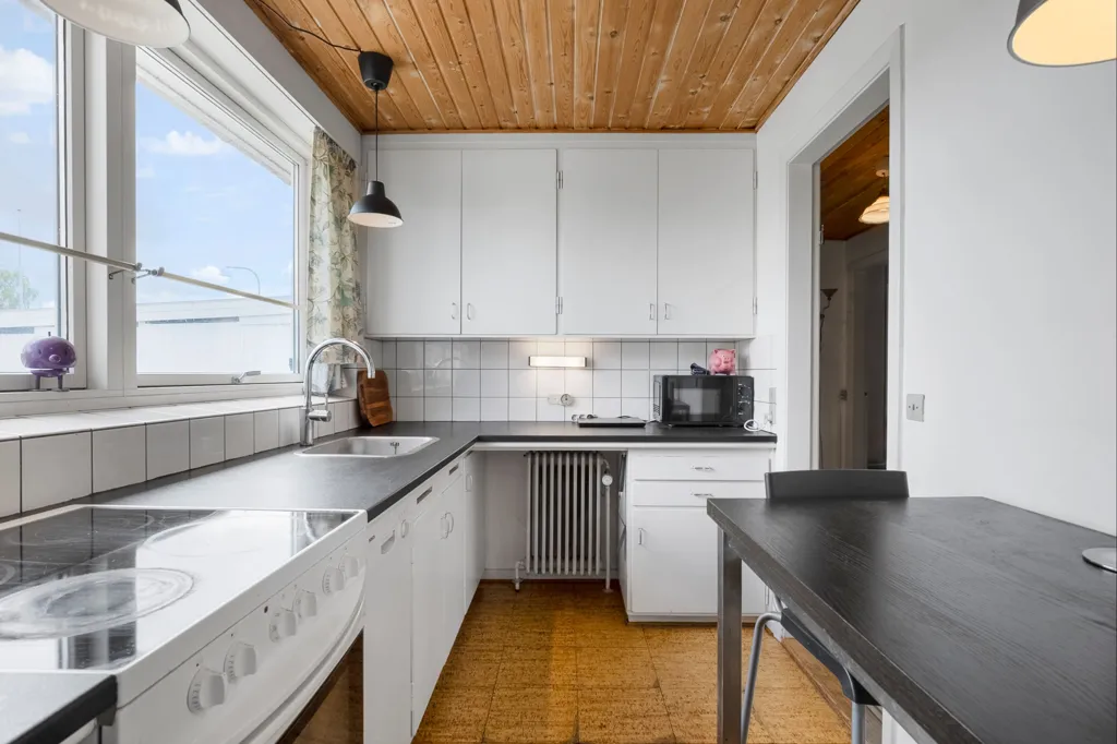 Cuisine - 1967 Terraced House with Garden in Odense NV