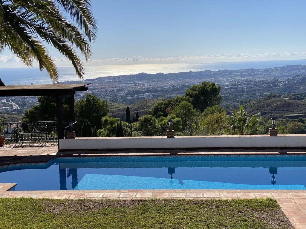 Piscine - Luxury Villa with Sea Views in Mijas