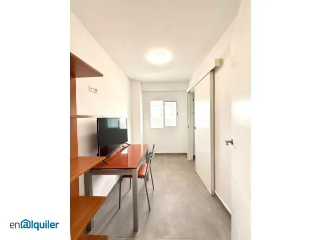Office - Reformed Flat with Balcony in Burjassot