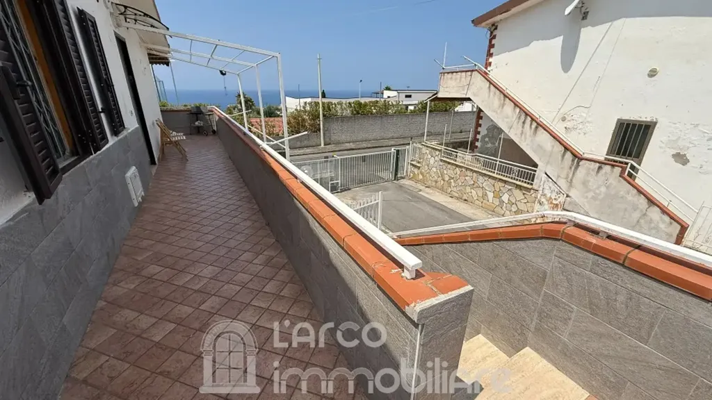 Terrass - Terrace Apartment with Sea View in Scalea