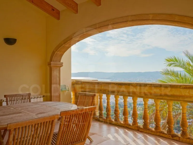Terrace - Traditional Villa with Panoramic Views in Javea
