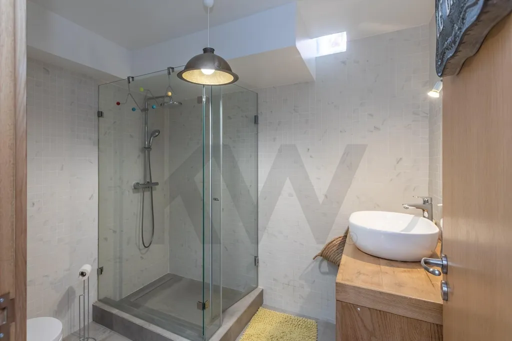 Salles de bain - Renovated House with Panoramic View in Lisbon