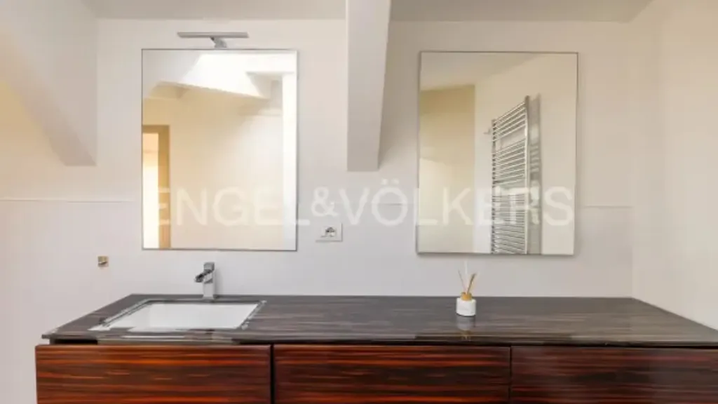 Vannitoad - Converted Industrial Villa with Pool in Borgo Ticino