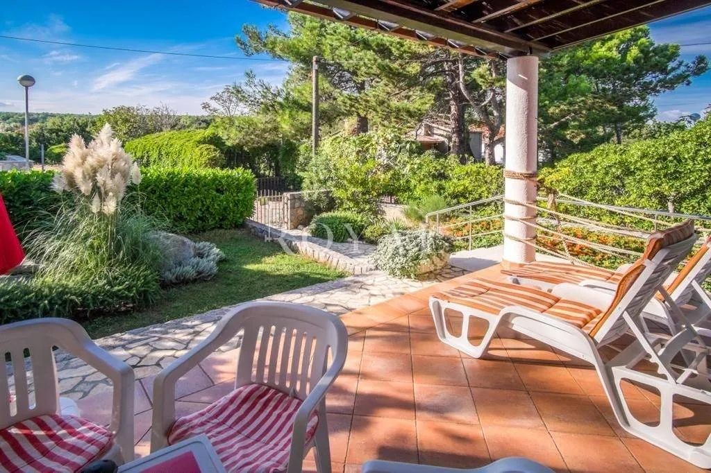 Terrace - Family House with Seafront Access in Punat