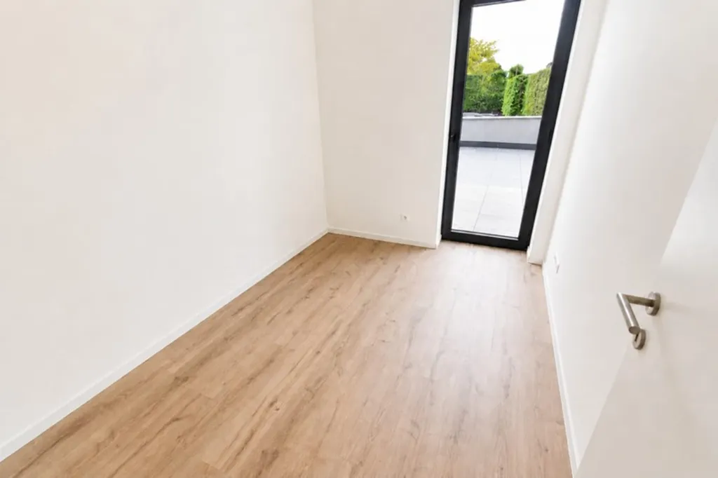 other_room