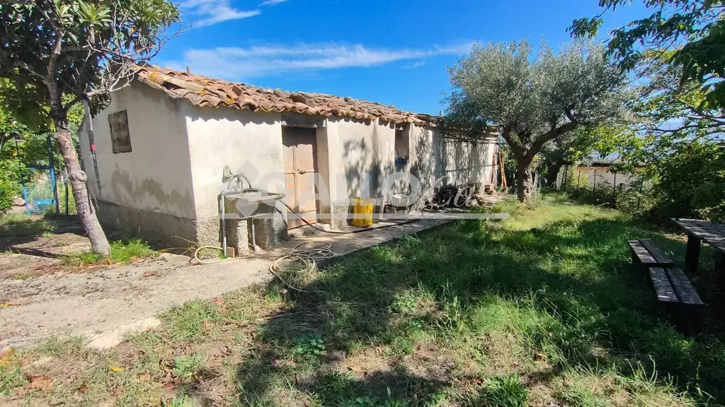 Välivaade - Rustic Property with Land in San Vincenzo La Costa