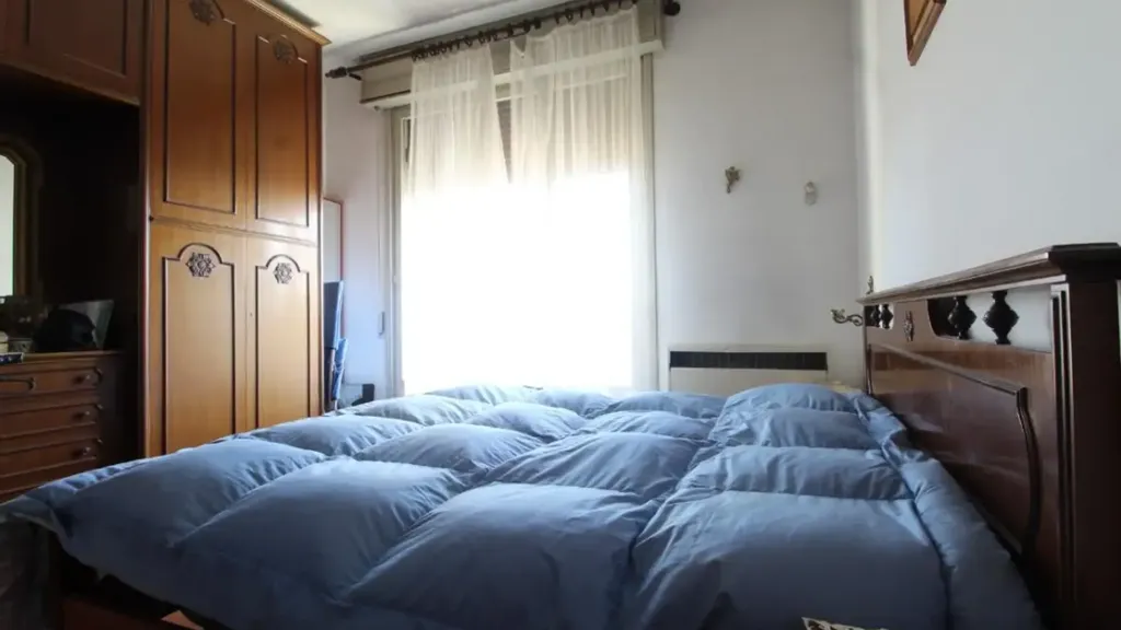 Chambres - Central Trilocale with Balcony in Sasso Marconi