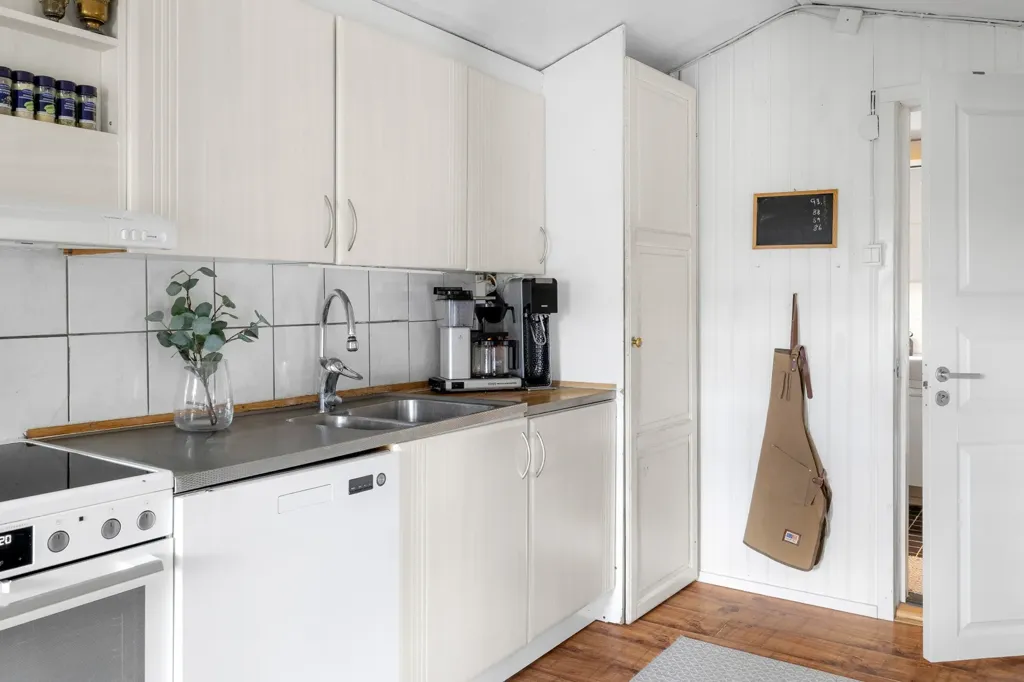 Cuisine - Contemporary Villa with Loft in Västanberg