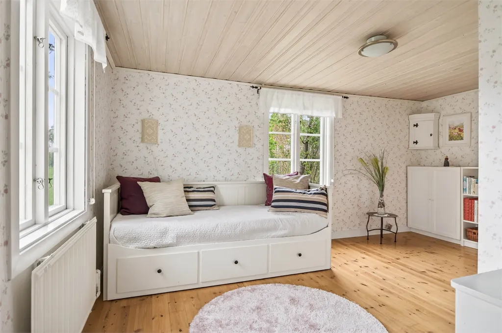 Chambres - Renovated Holiday Home with Pool in Ängby
