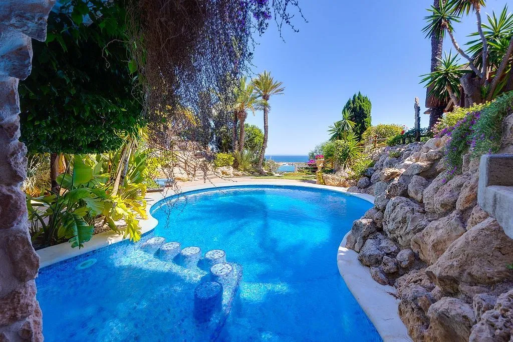 Piscine - Chalet with Pool and Terrace in Cabo Roig