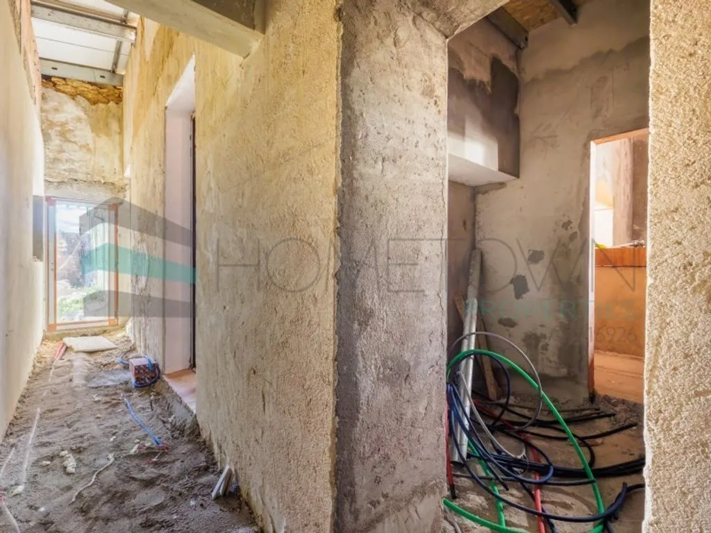 Esik - Luxury Mansion with Traditional Design in Boliqueime